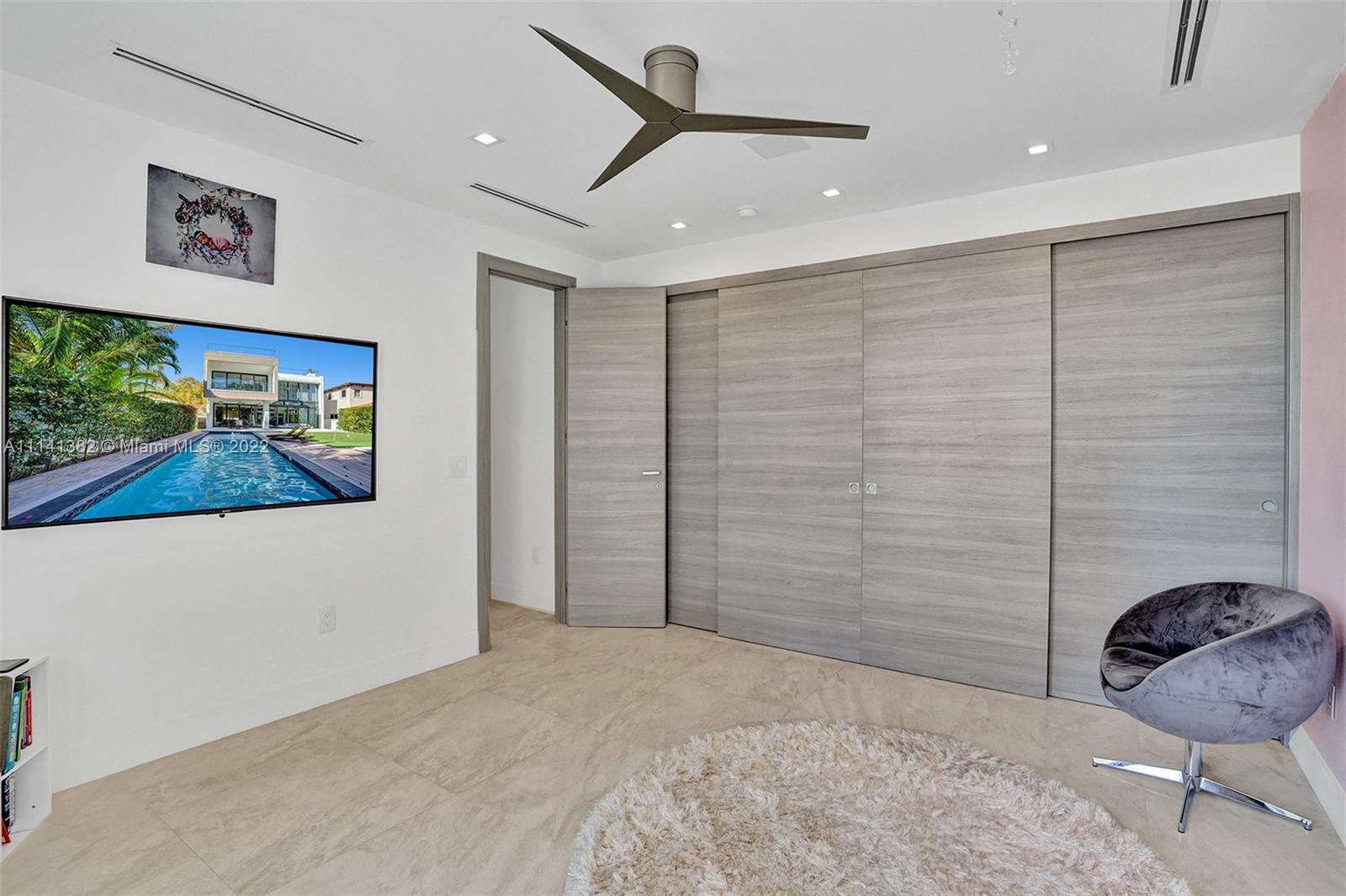 HOLLEMAN PARK - Residential