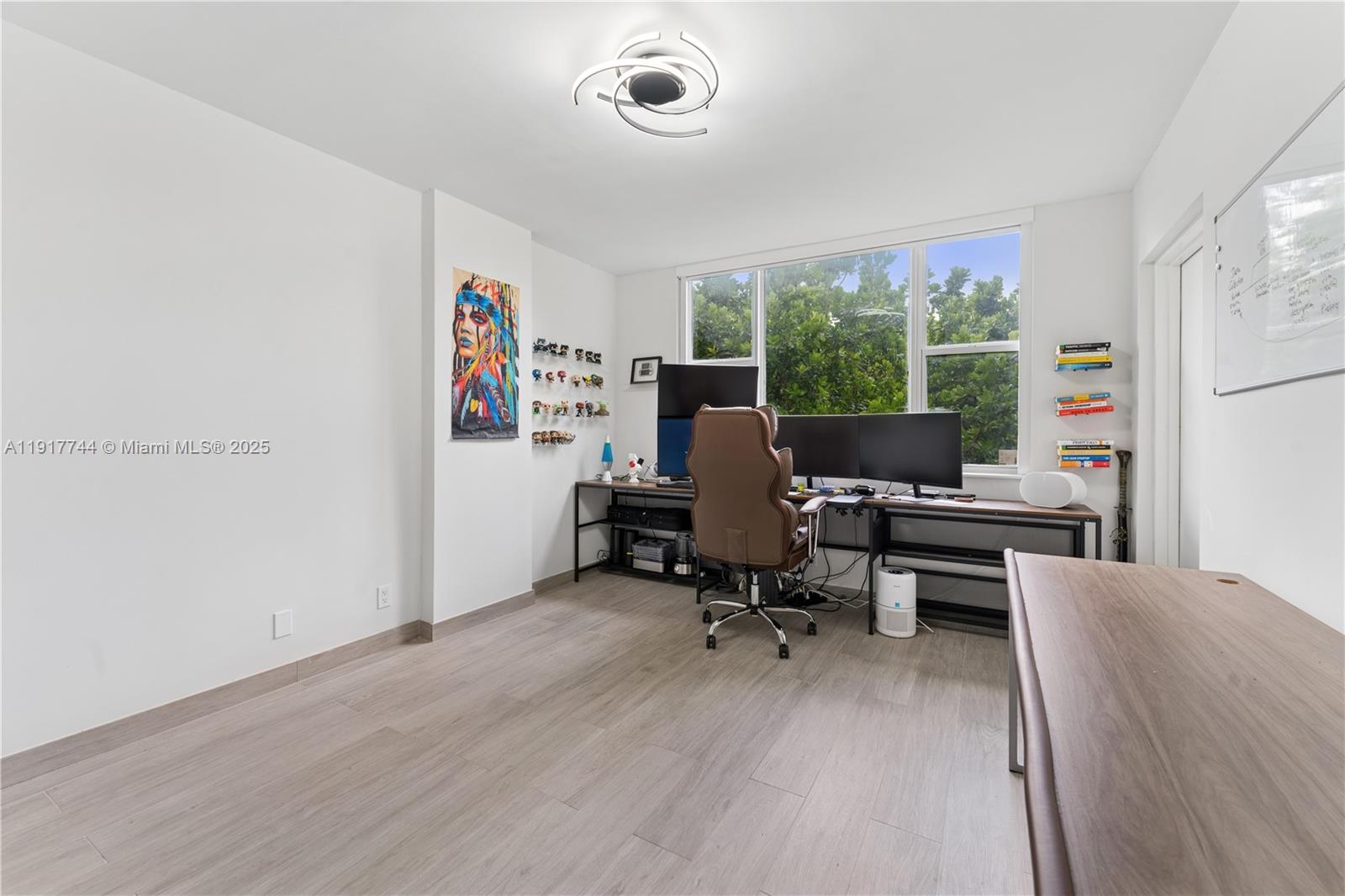 HILLCREST NO 21 CONDO - Residential