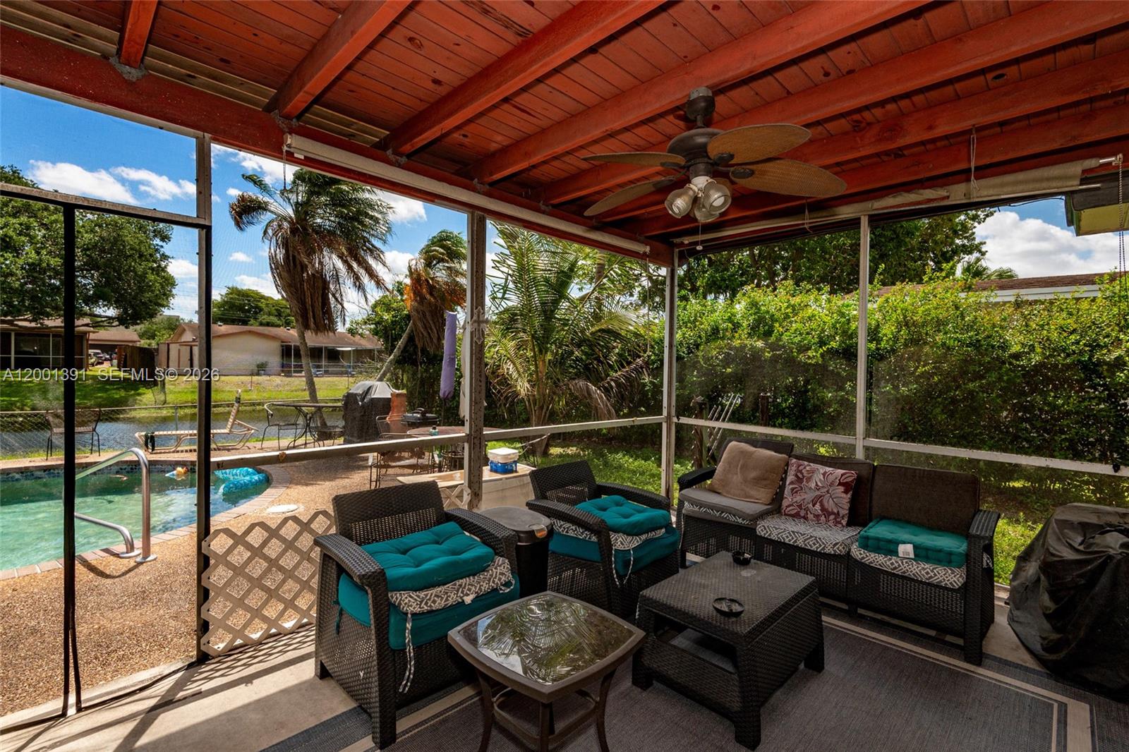 PASADENA LAKES SOUTH - Residential