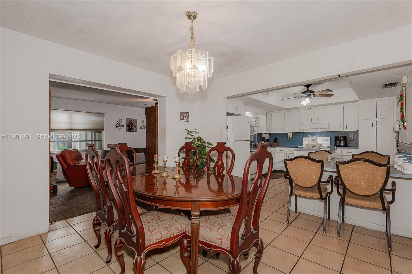 PASADENA LAKES SOUTH - Residential