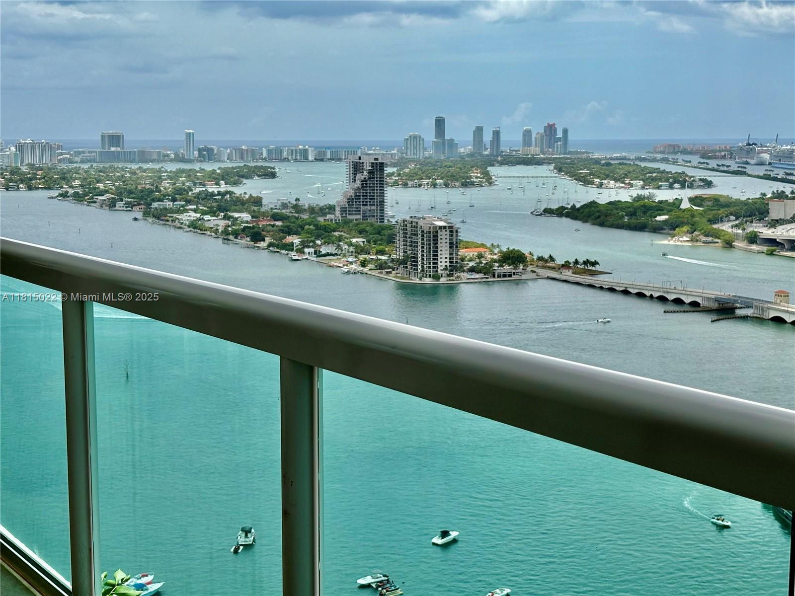 1800 CLUB CONDO - Residential Lease