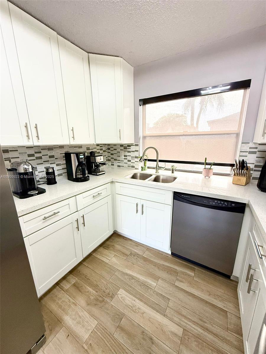 VILLA HOMES AT THE MOORS - Residential