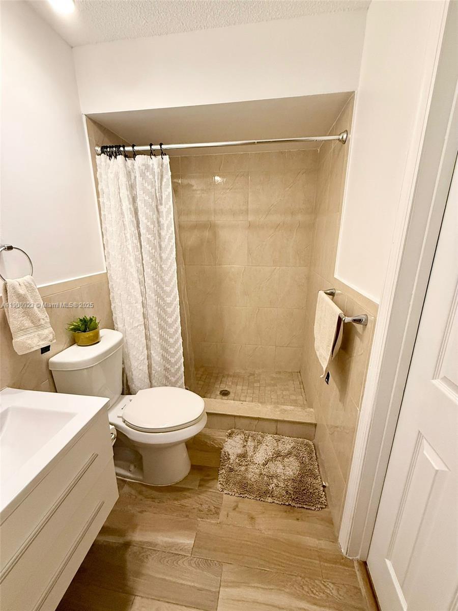 VILLA HOMES AT THE MOORS - Residential