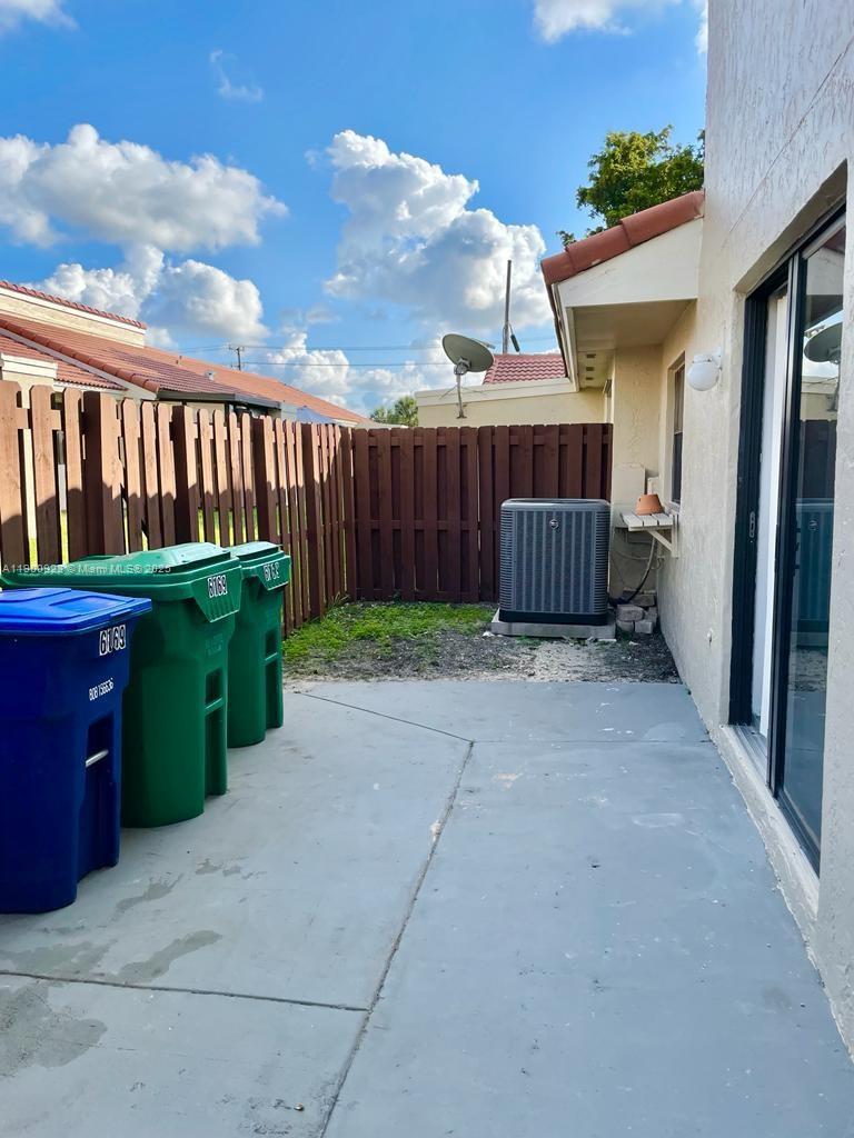 VILLA HOMES AT THE MOORS - Residential