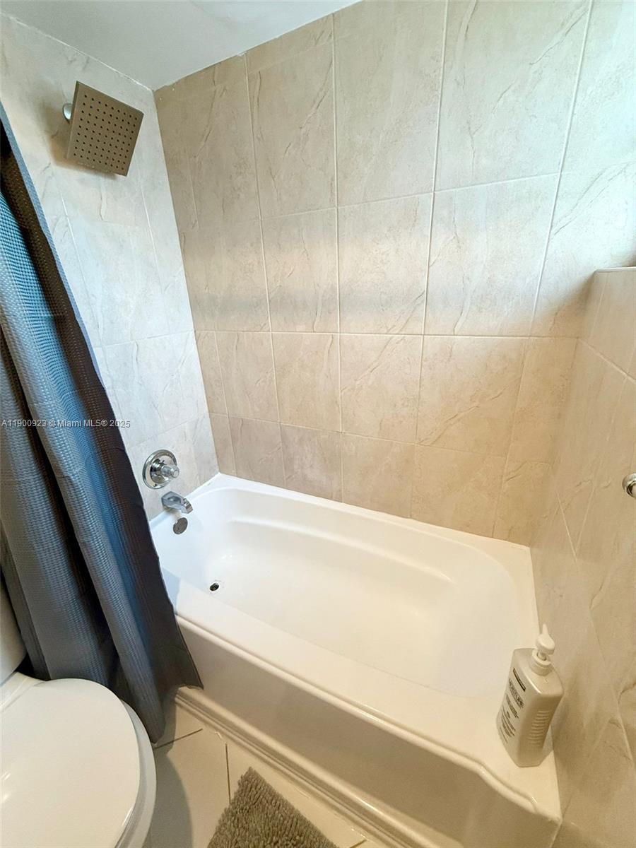 VILLA HOMES AT THE MOORS - Residential