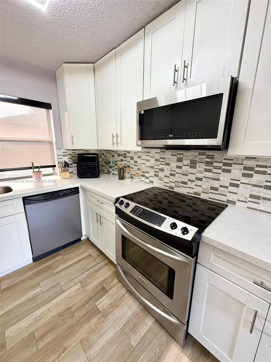 VILLA HOMES AT THE MOORS - Residential