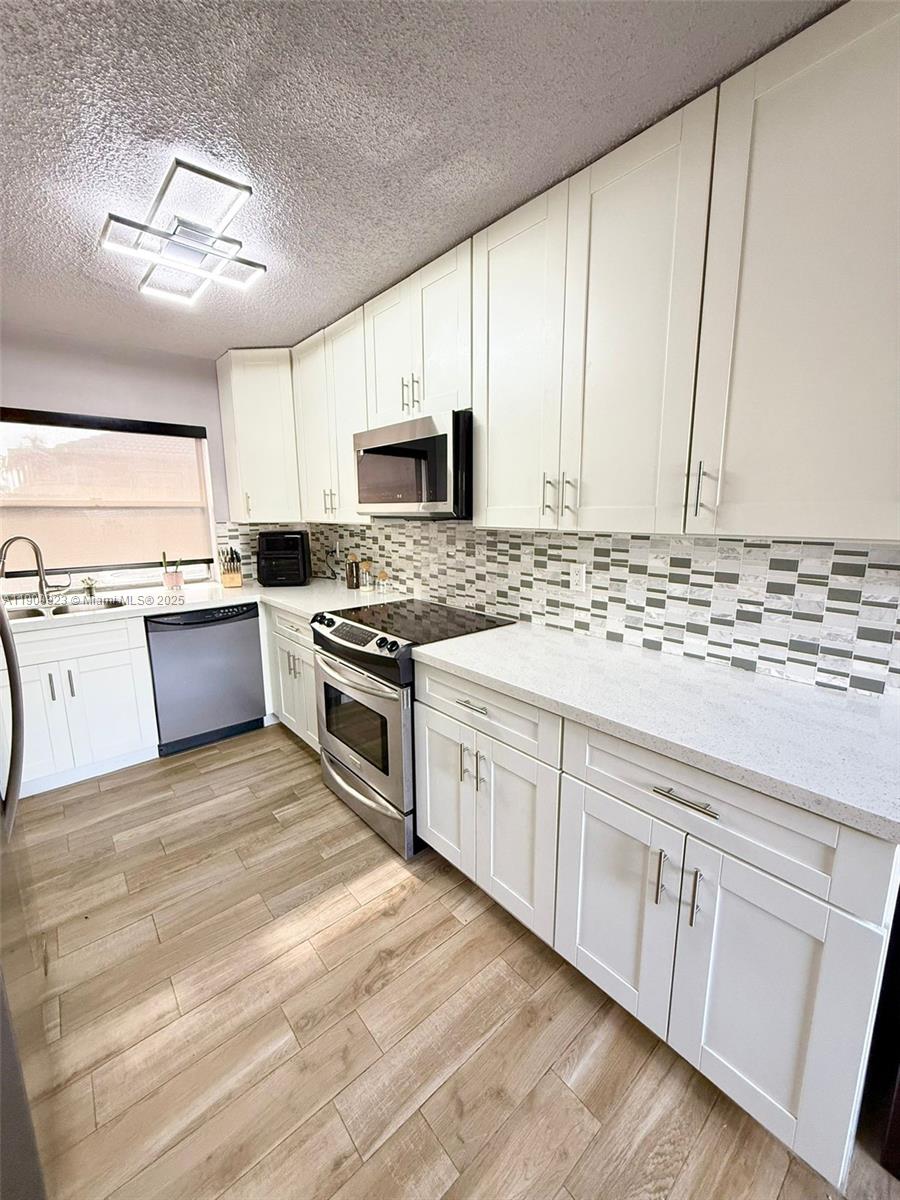 VILLA HOMES AT THE MOORS - Residential