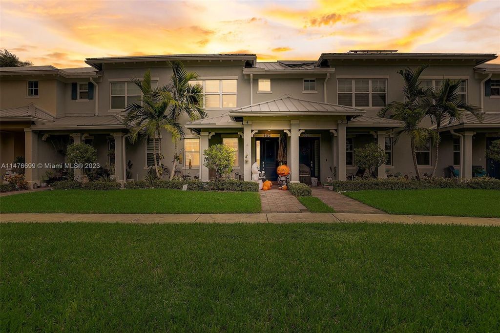 Photo of 5182 Eucalyptus Dr #4, Hollywood, FL 33021 (MLS # A11476699)