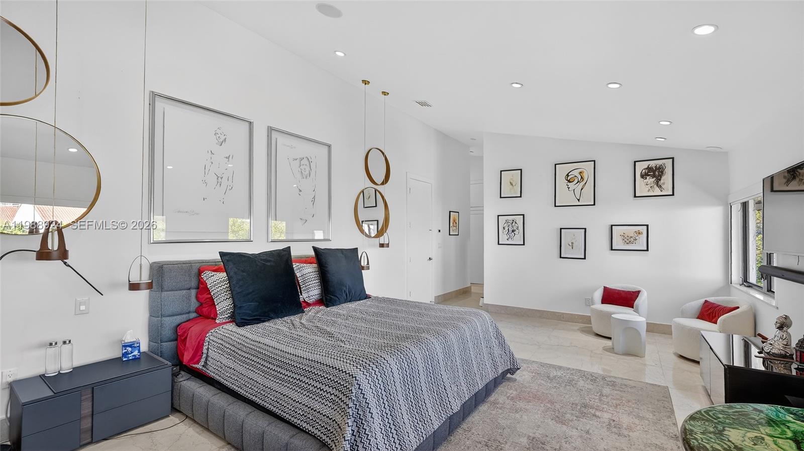 L HERMITAGE - Residential