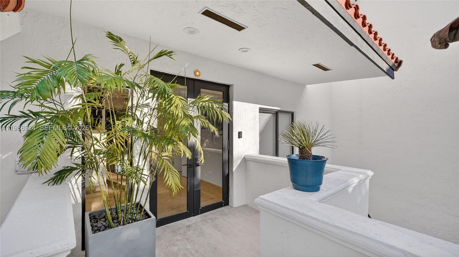 L HERMITAGE - Residential