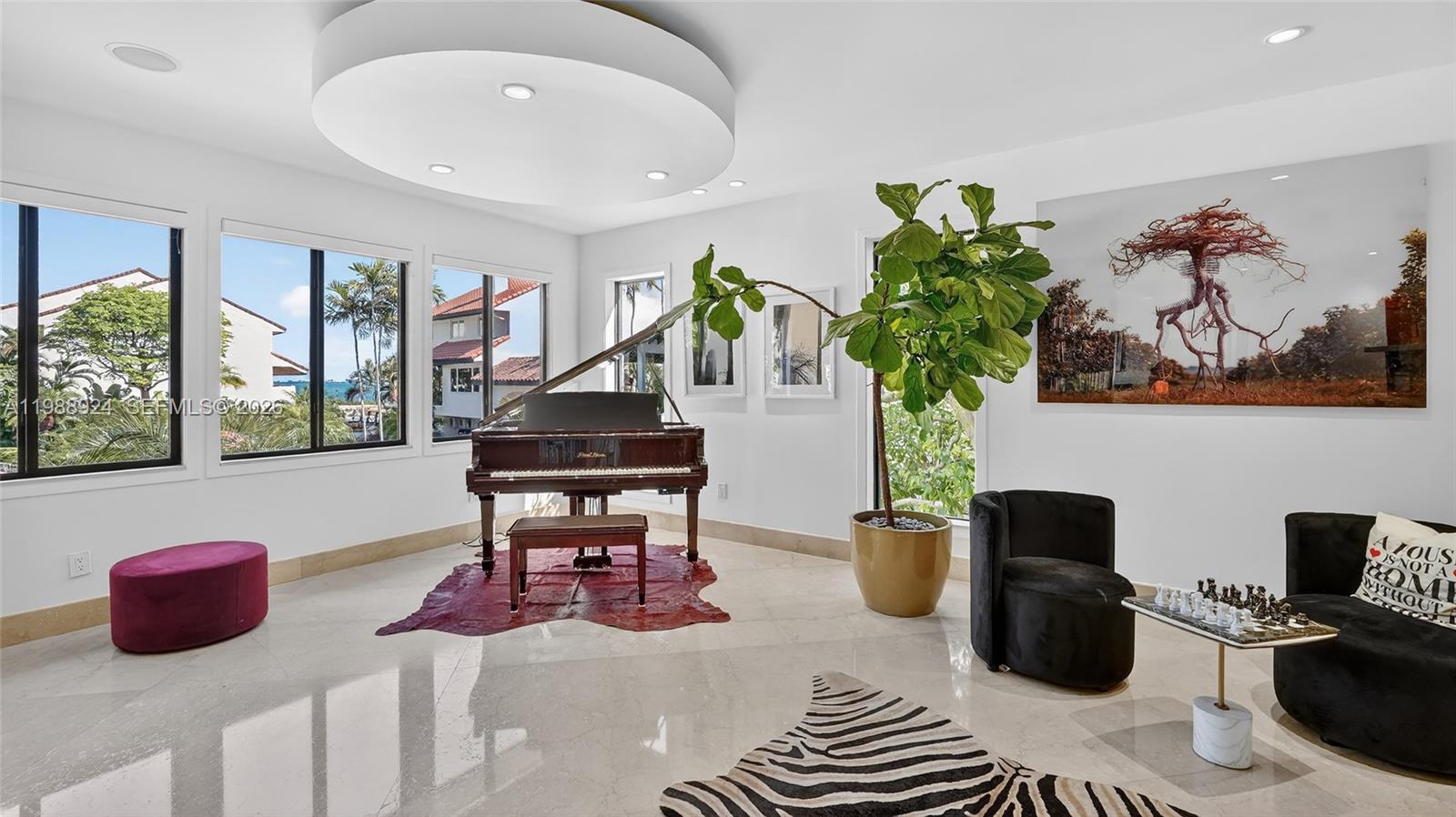 L HERMITAGE - Residential