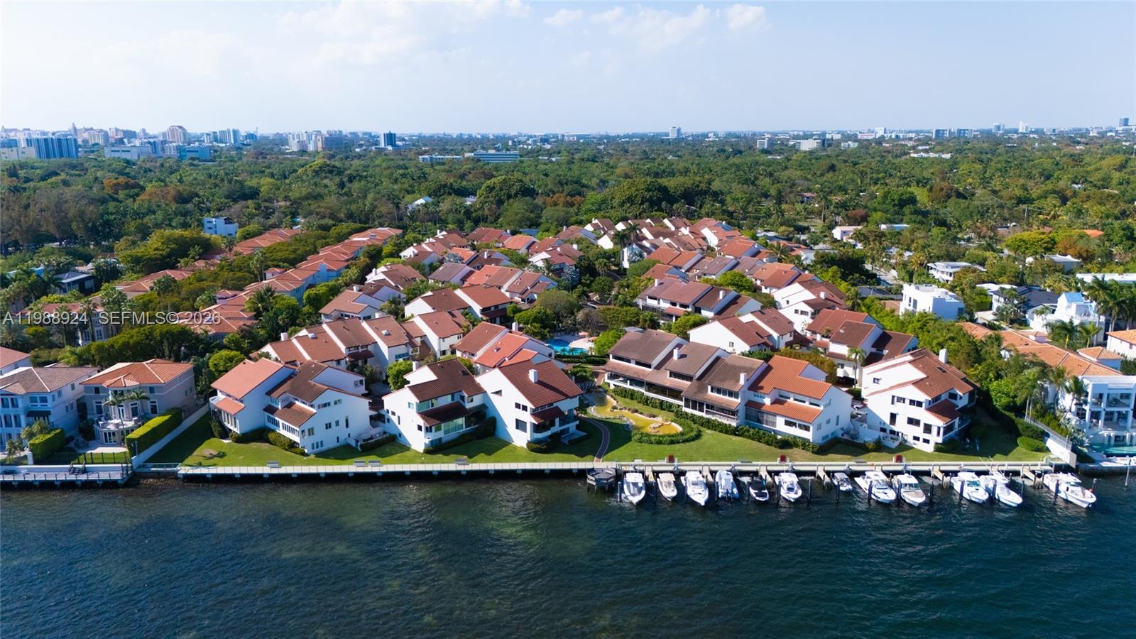 L HERMITAGE - Residential