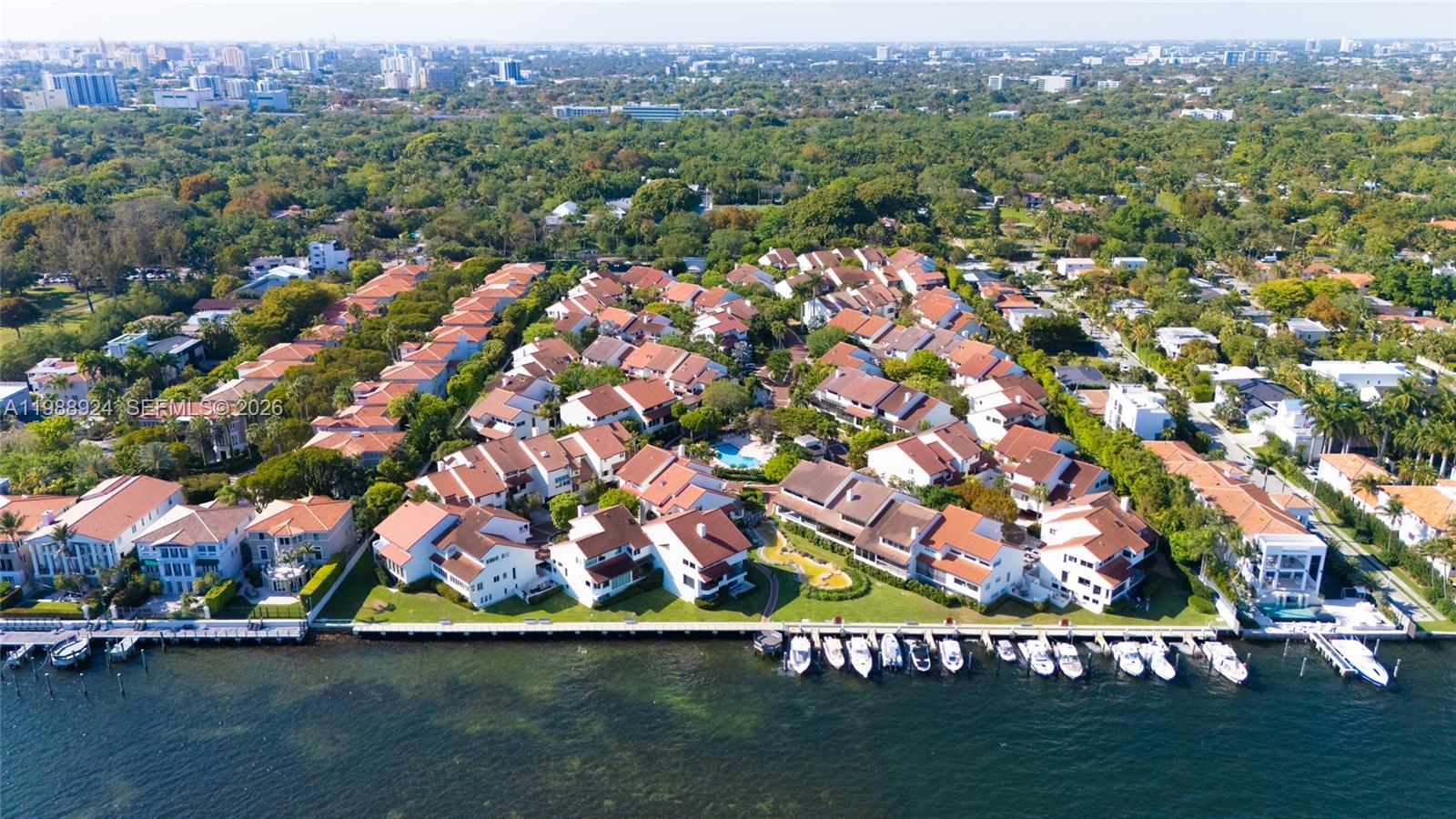 L HERMITAGE - Residential