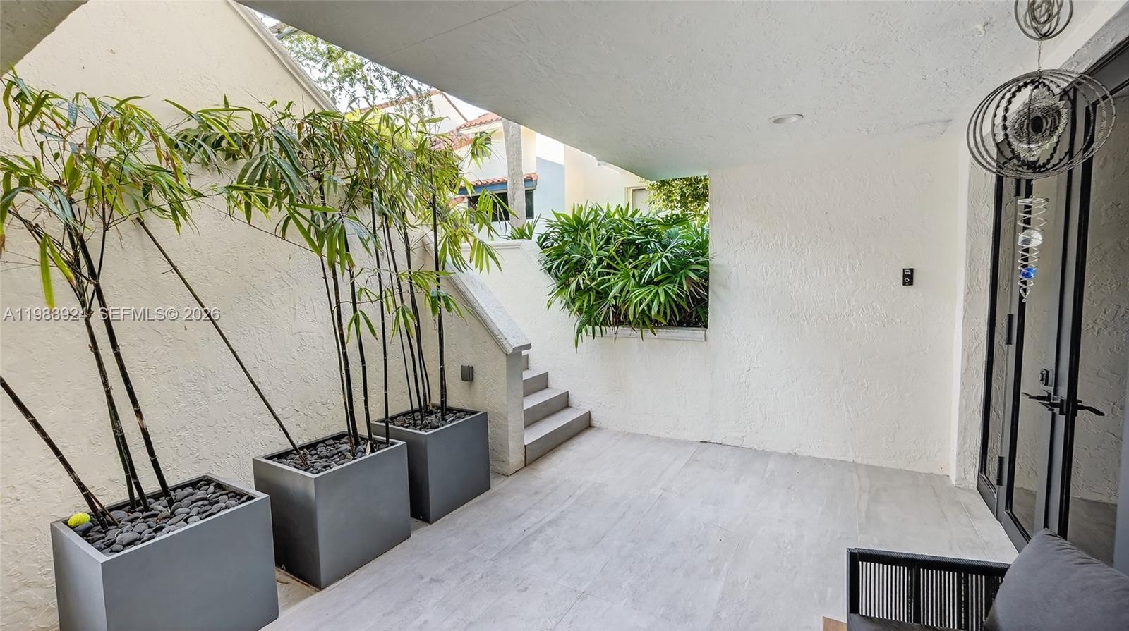 L HERMITAGE - Residential