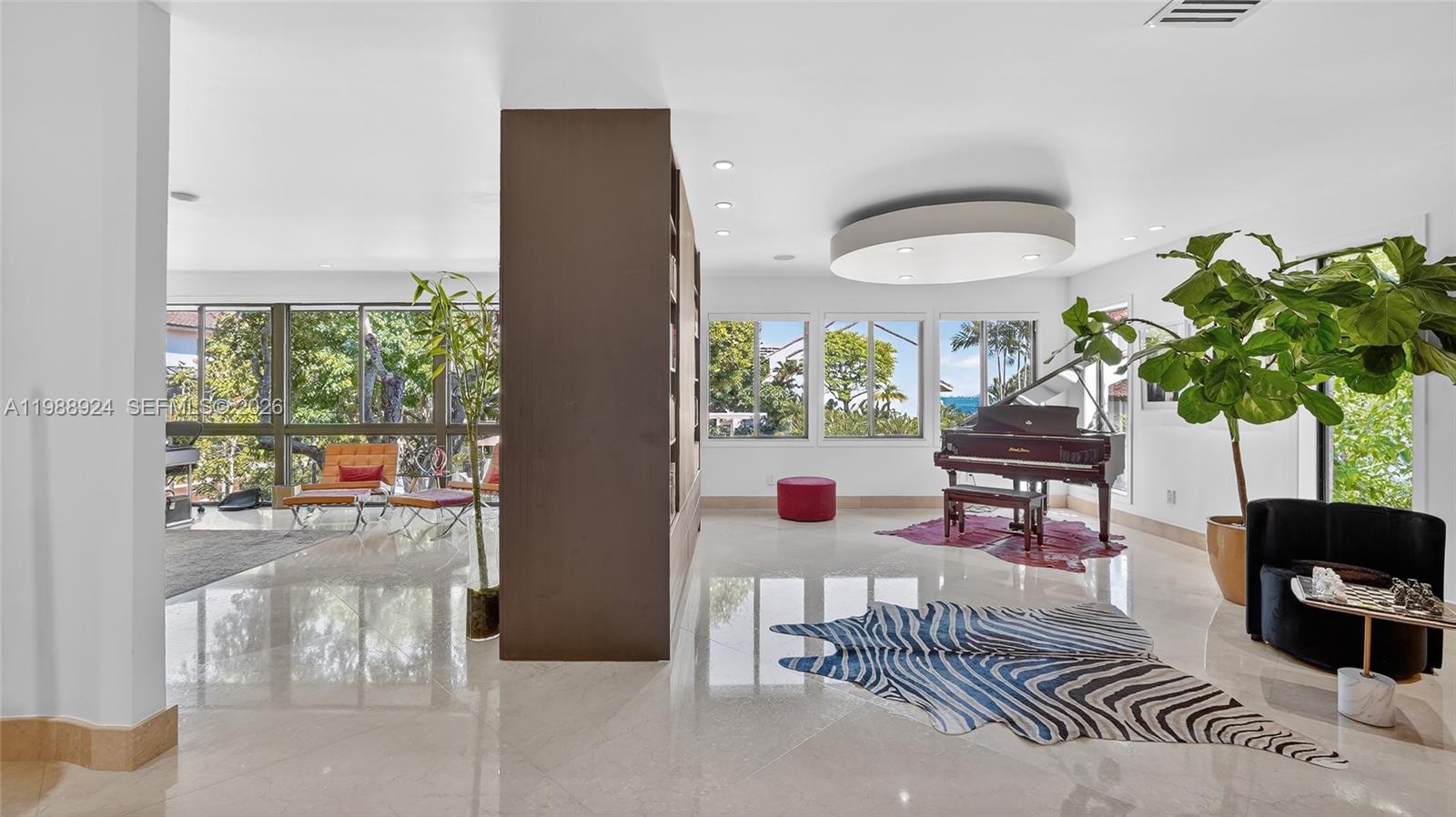 L HERMITAGE - Residential