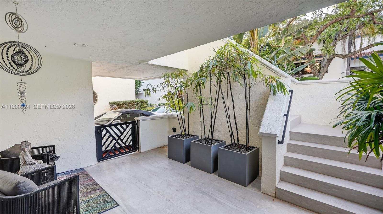 L HERMITAGE - Residential