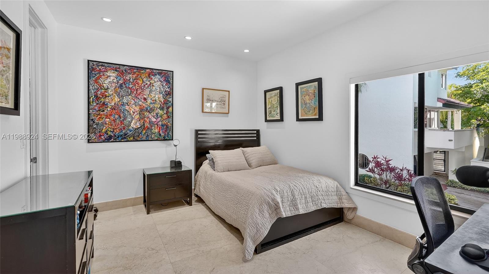 L HERMITAGE - Residential