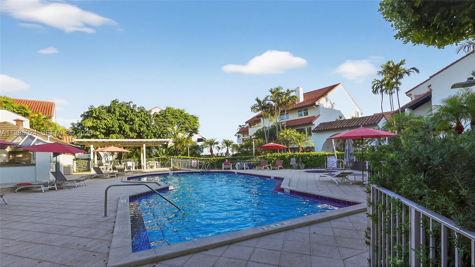 L HERMITAGE - Residential