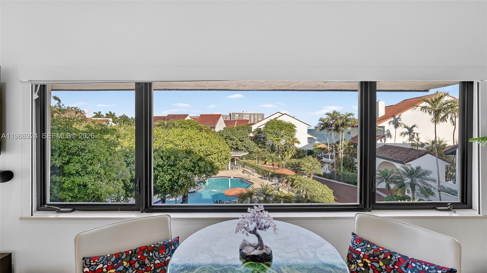 L HERMITAGE - Residential