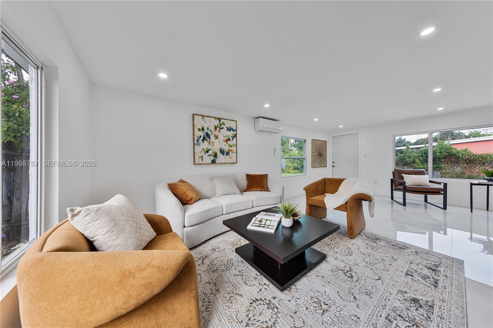 NEWPORT MANOR - Residential