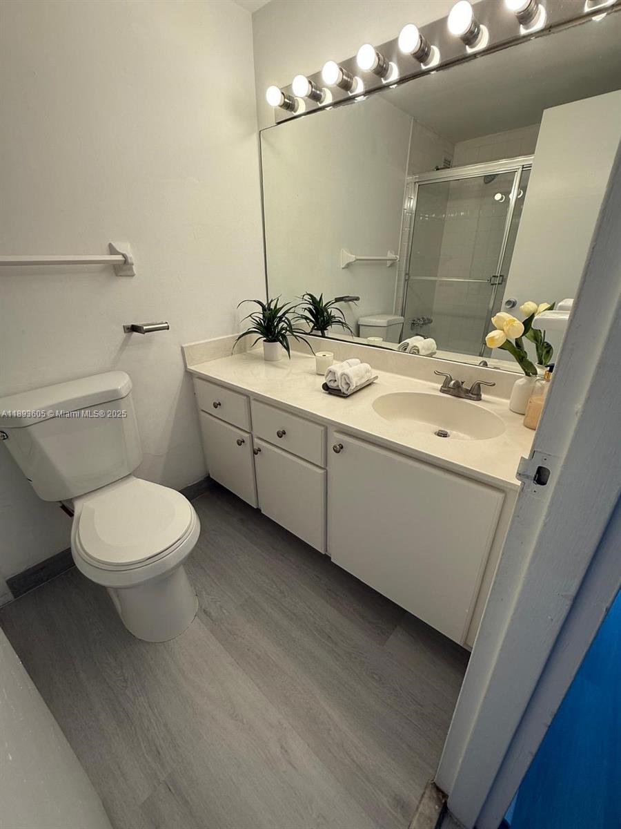 MIRADOR 1000 CONDO - Residential