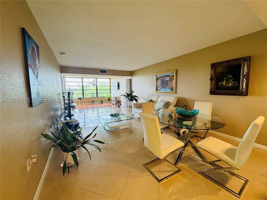 Photo of 1705 Whitehall Dr #401, Davie, FL 33324 (MLS # A12058511)