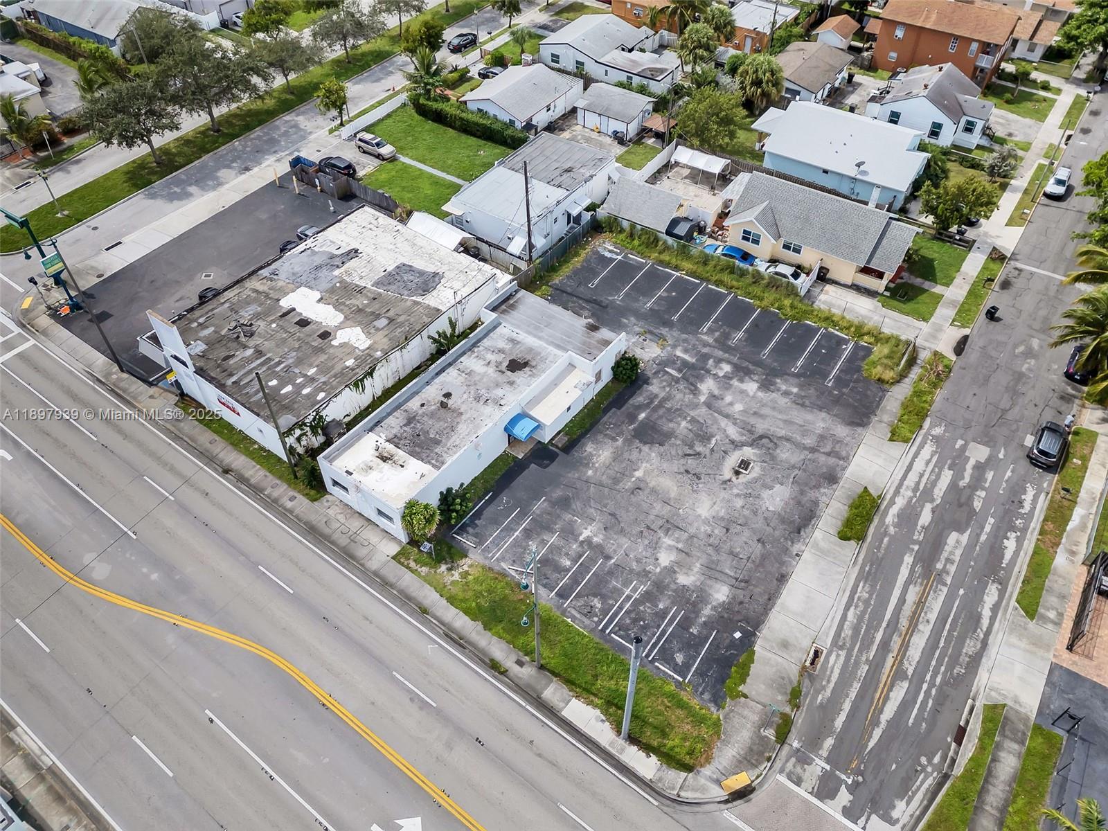5509 & 5501 Broadway