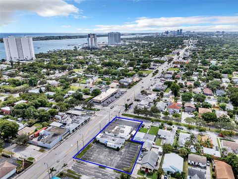 5509 & 5501 Broadway West Palm Beach FL 33407