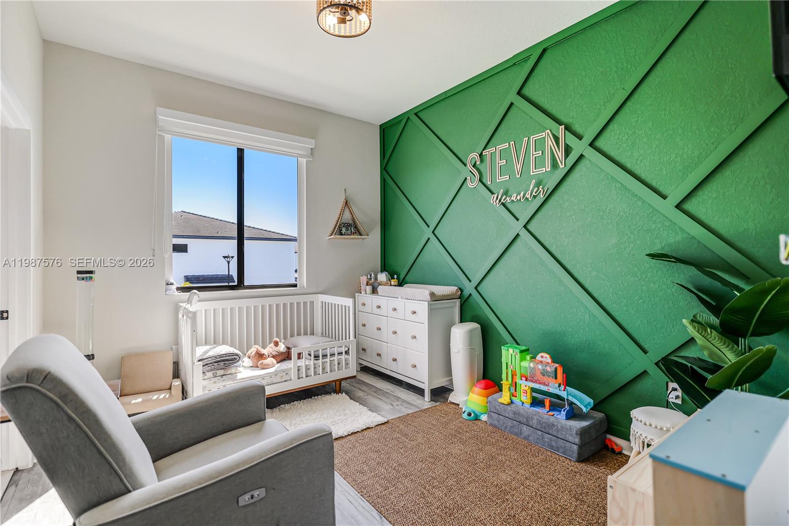 MC RESIDENTIAL - Residential