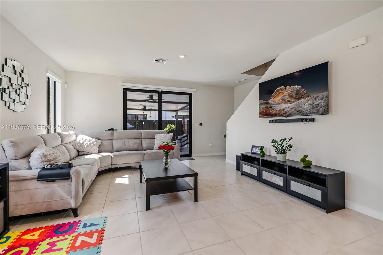 MC RESIDENTIAL - Residential