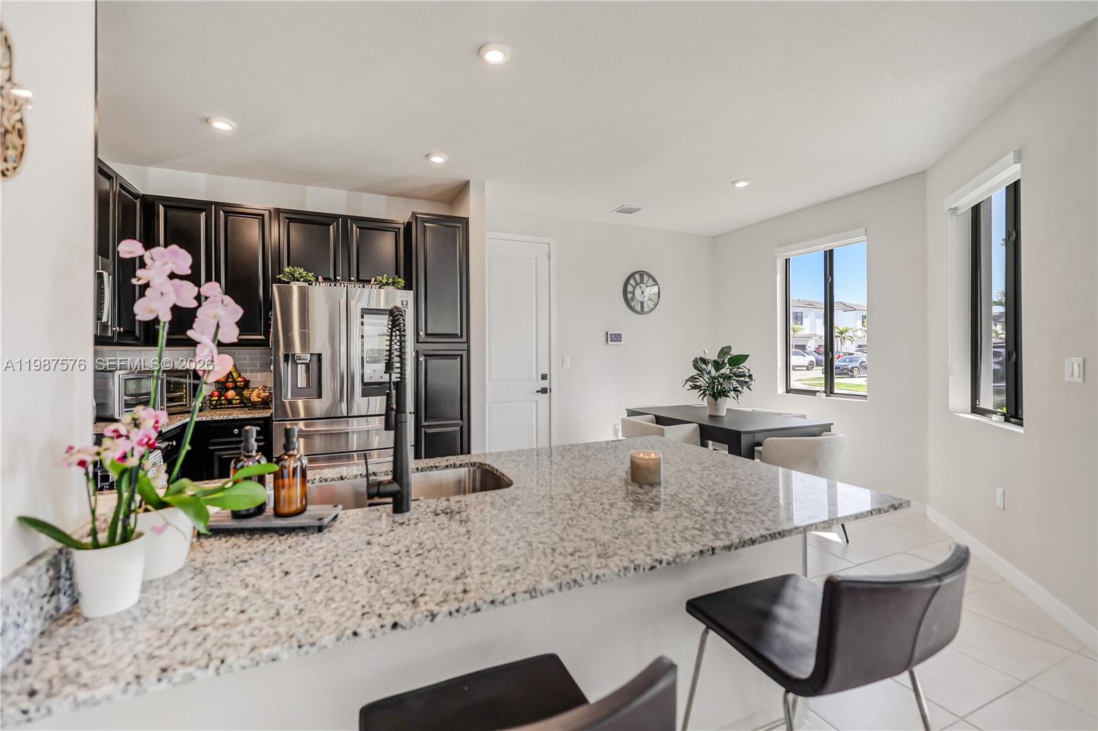 MC RESIDENTIAL - Residential