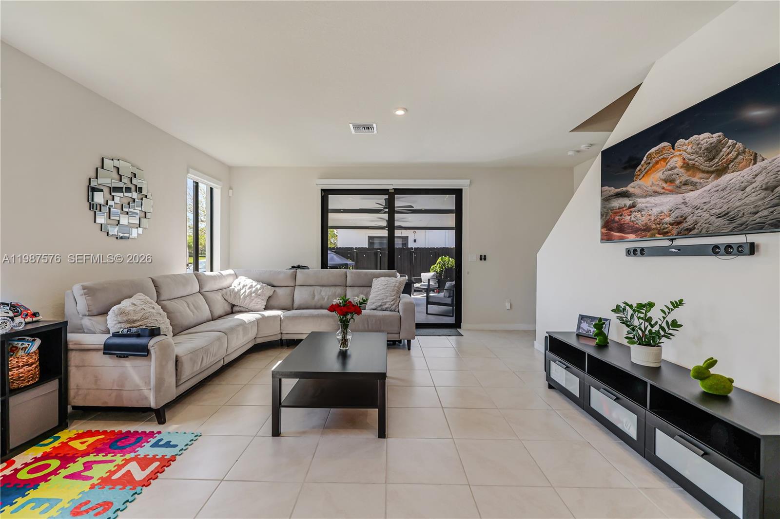 MC RESIDENTIAL - Residential