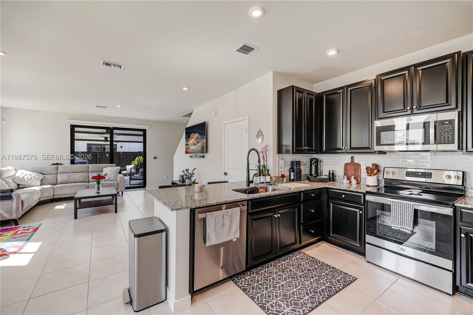 MC RESIDENTIAL - Residential