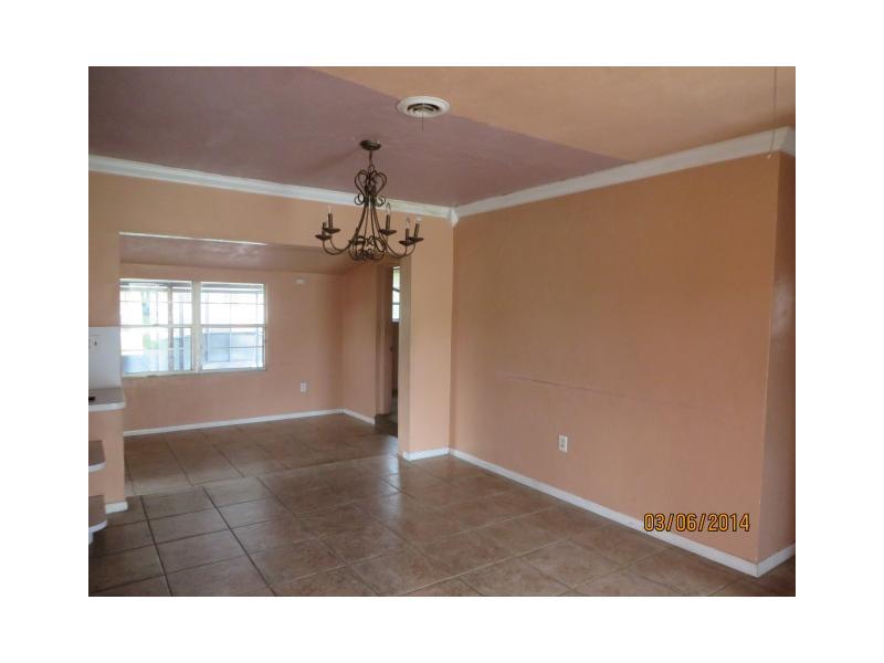 CAROL CITY GDNS 1ST ADDN - Residential