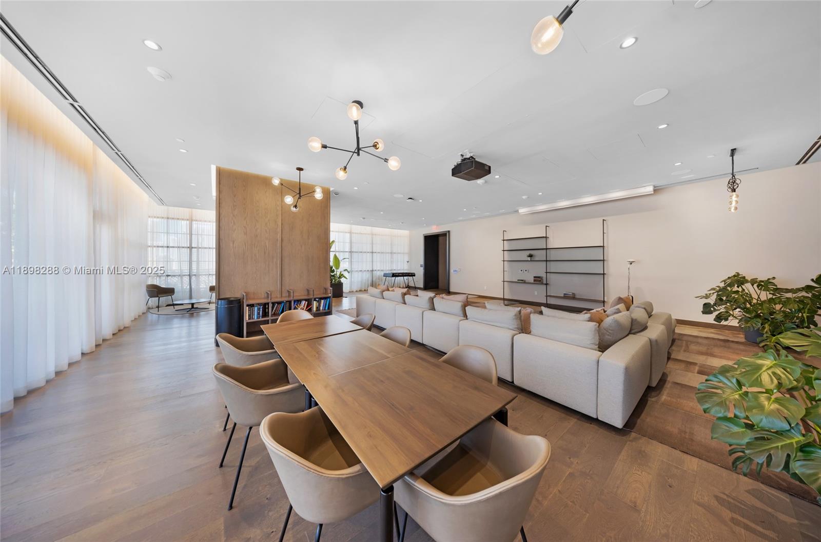 Gale Miami - Residential