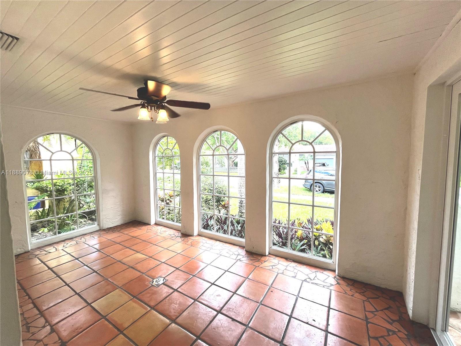 CORAL GABLES BISC BAY SEC - Residential Lease