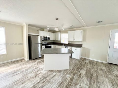 3210 Royal Palm Ct Dania Beach FL 33312