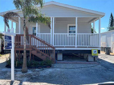 3210 Royal Palm Ct Dania Beach FL 33312