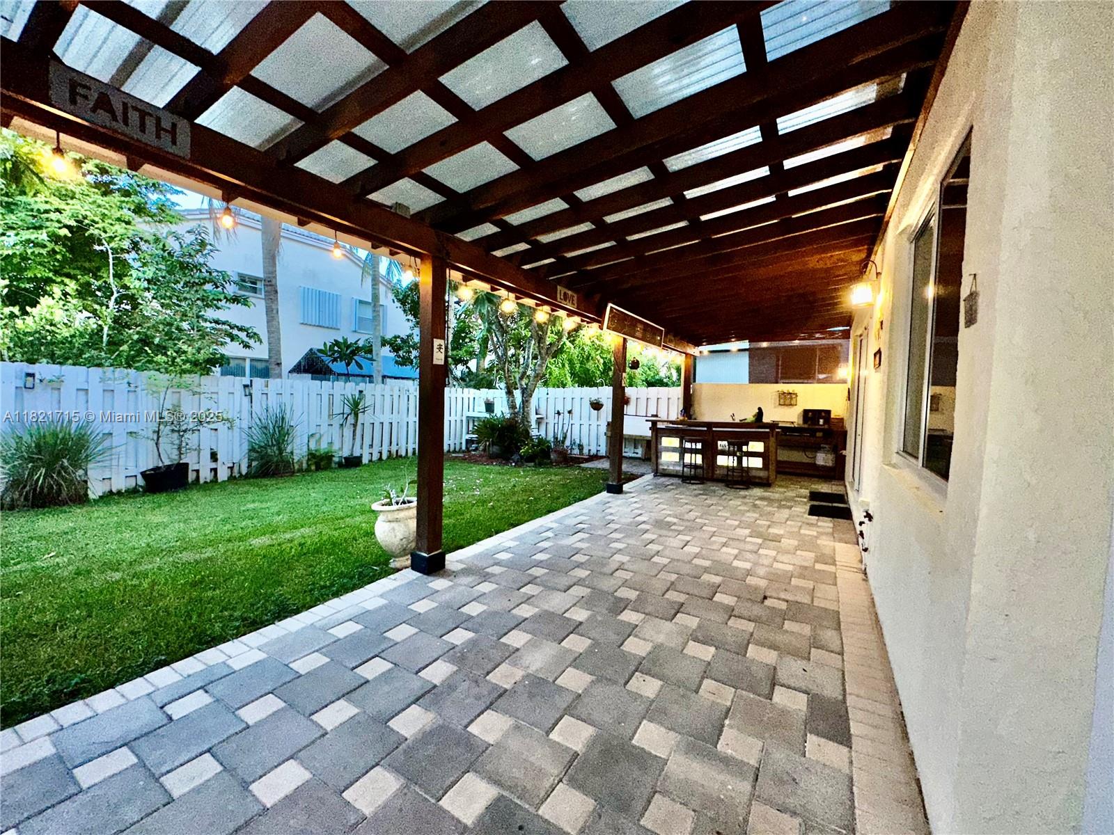 TOWNGATE - Residential