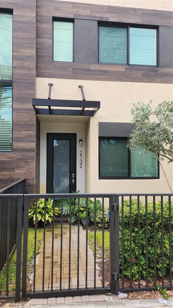 RIVER GARDENS - Residential