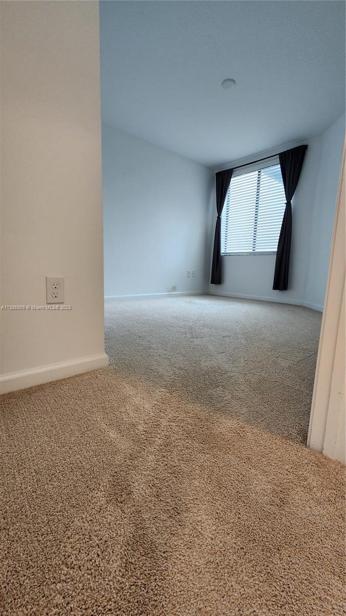 RIVER GARDENS - Residential
