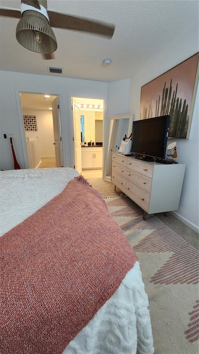 RIVER GARDENS - Residential
