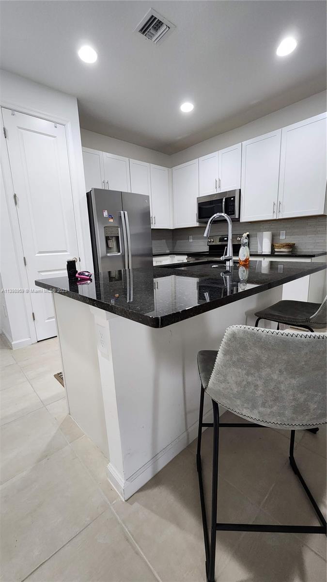 RIVER GARDENS - Residential