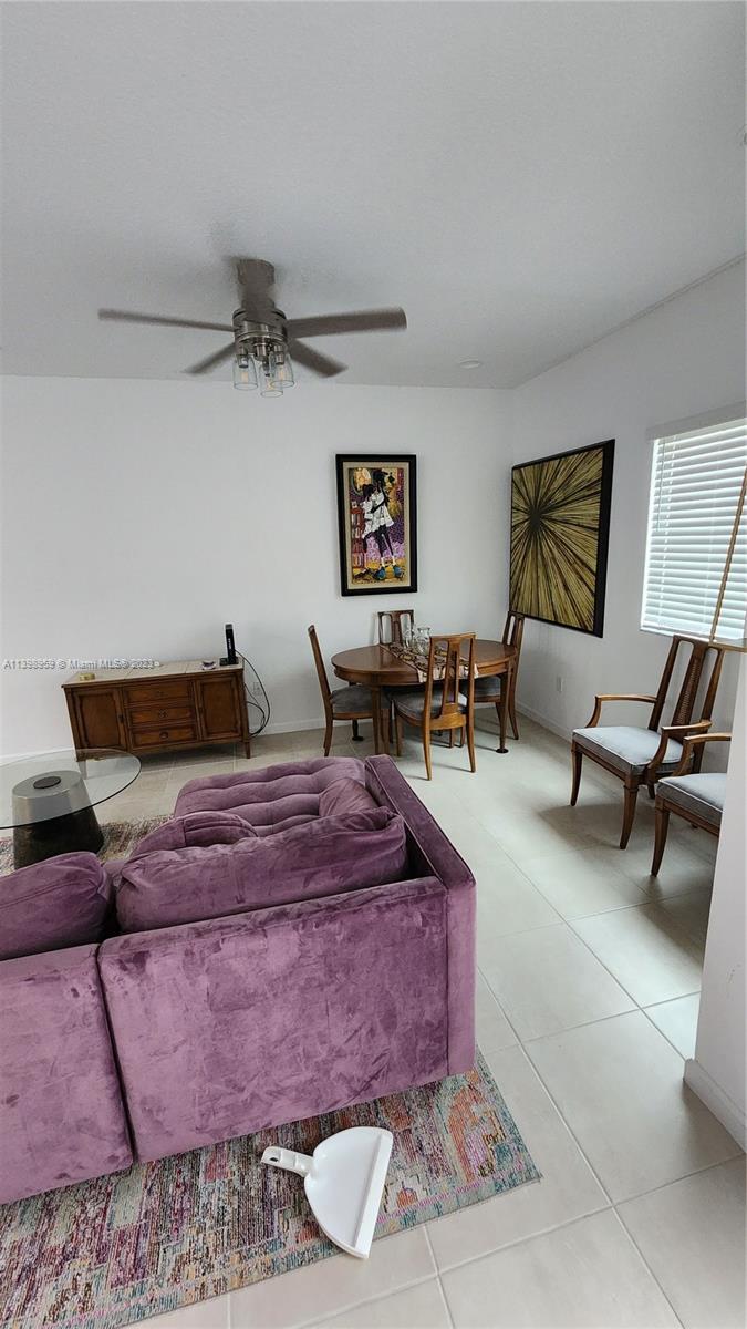 RIVER GARDENS - Residential