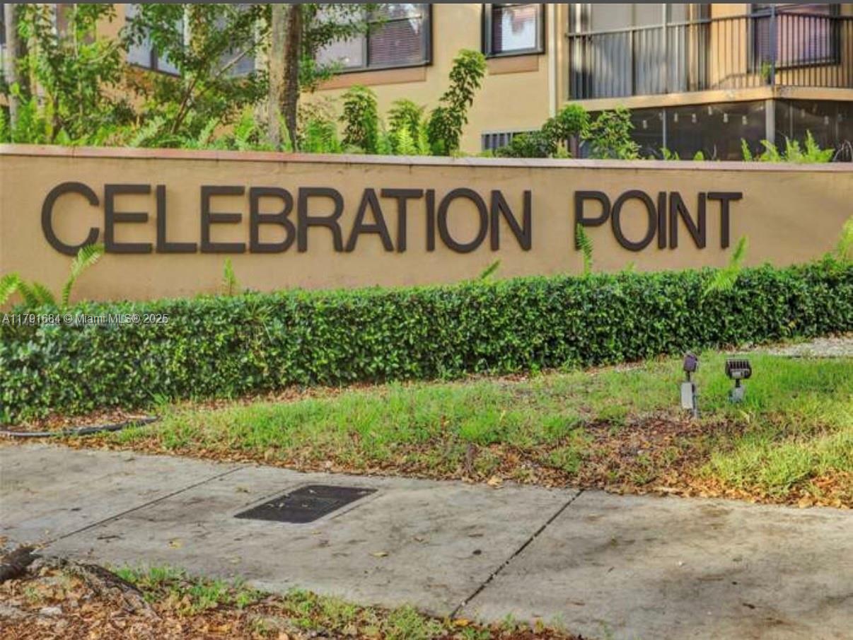 15533 N Miami Lakeway N 101-19