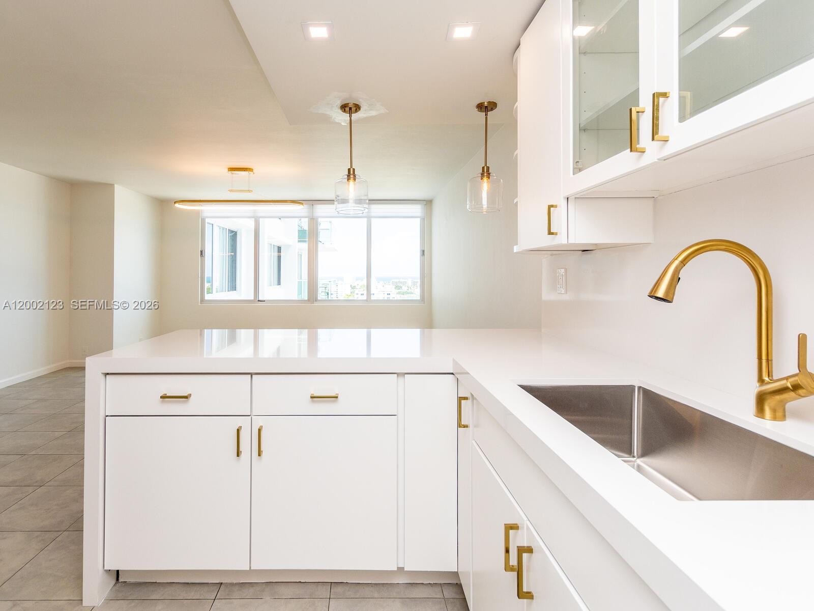 1000 E West Ave 1432