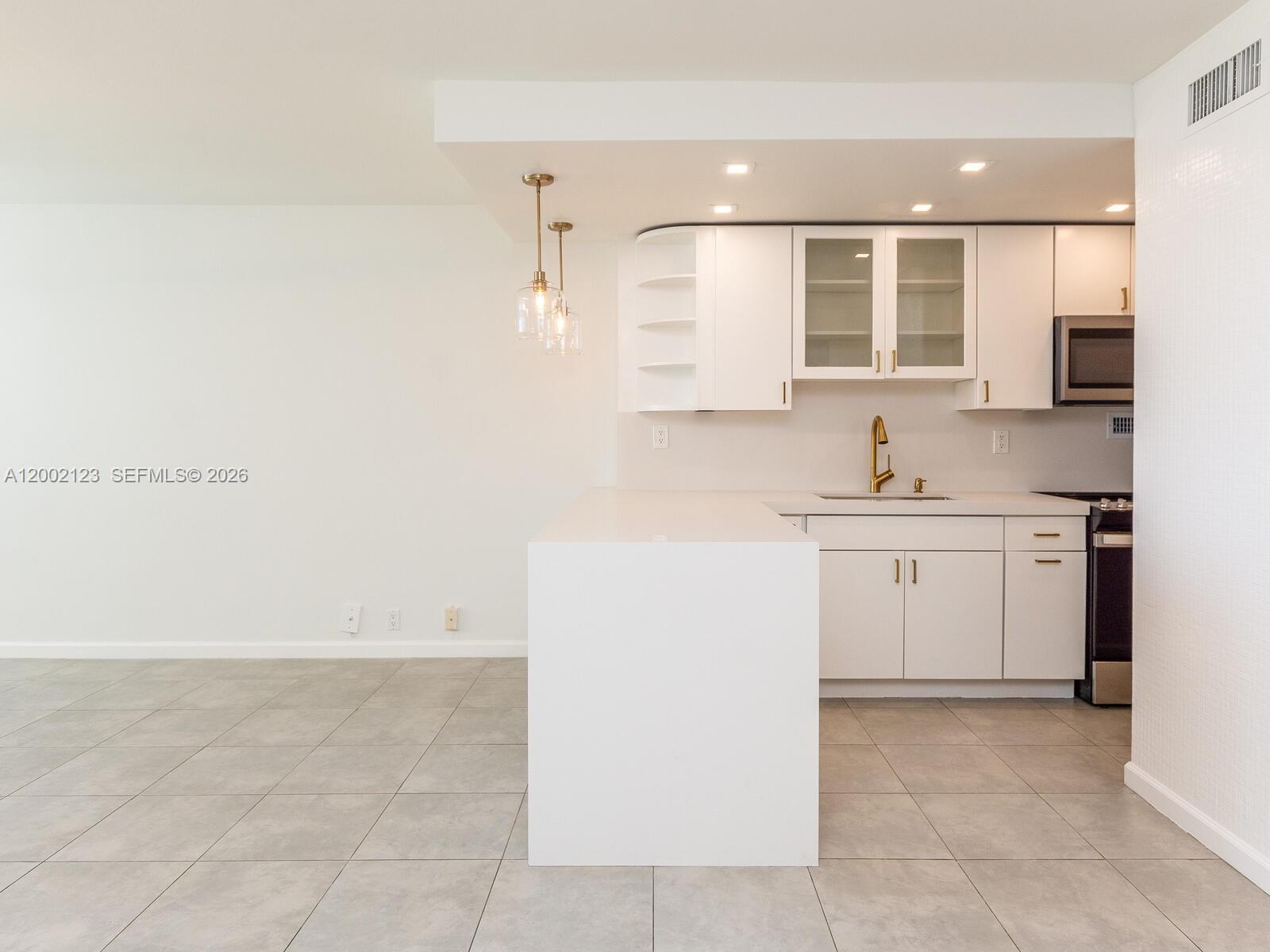 Mirador 1000 Condo - Residential Lease