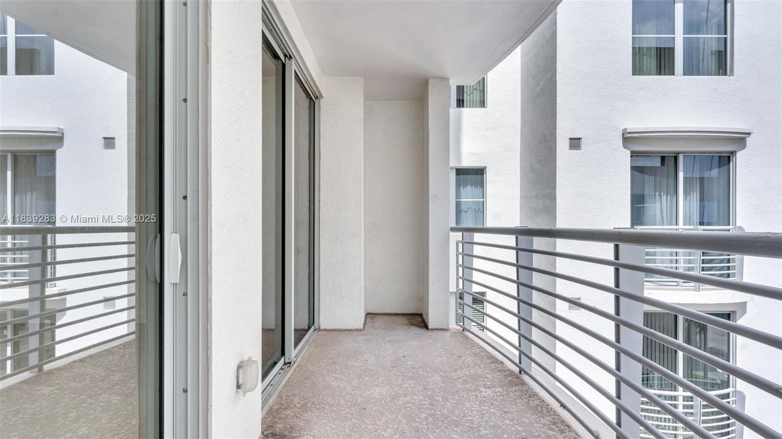 RADIUS CONDO - Residential Lease