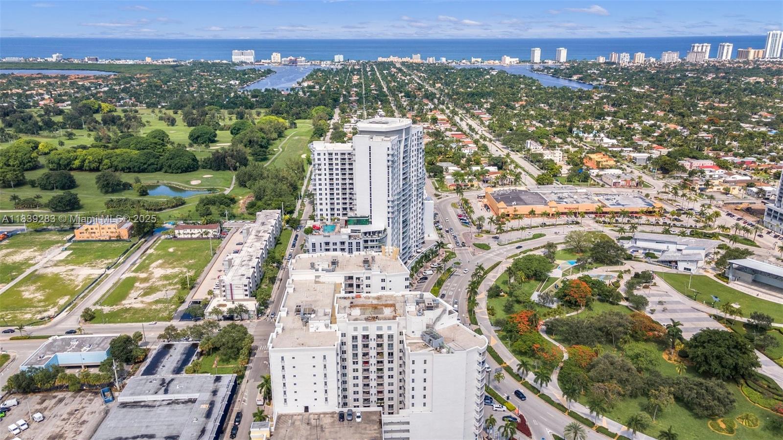 RADIUS CONDO - Residential Lease