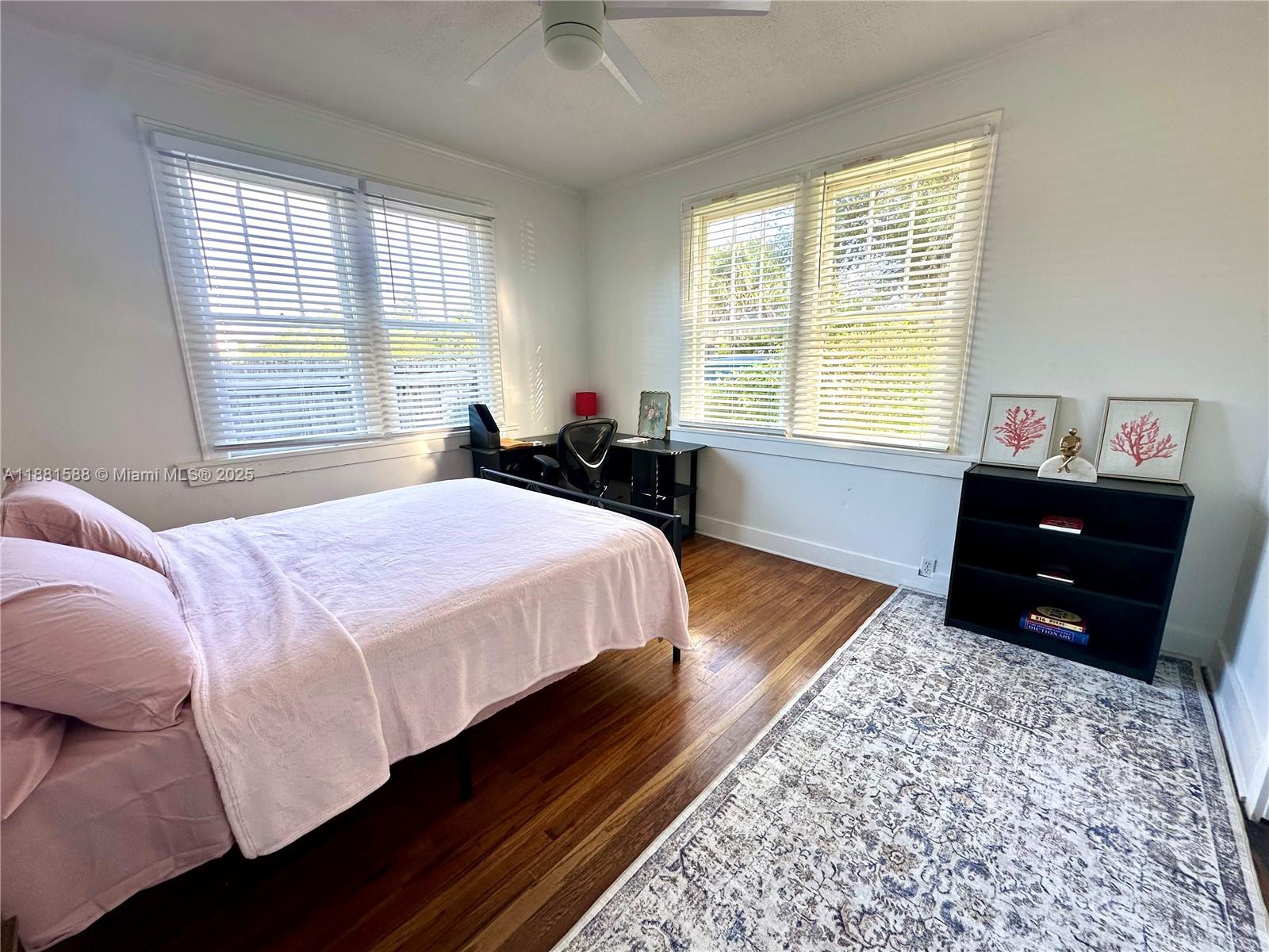 LAUDERDALE - Residential Lease